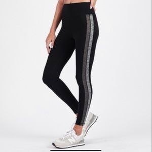 Vuori Racer leggings small EUC